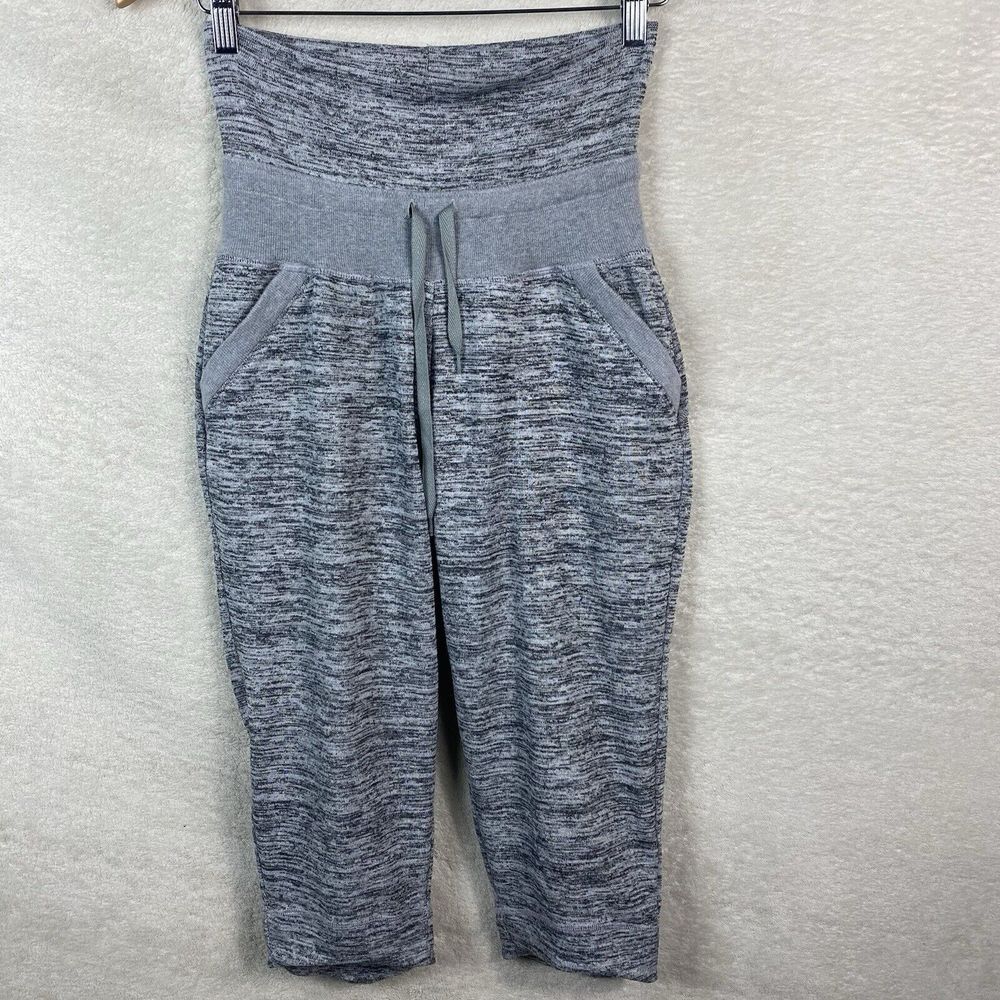 Athleta Chillax Fold‎ over Crop Sweats Size XS Heathered Gray Pockets Relaxed